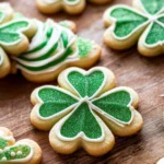 Shamrock-Sugar-Cookies-Decorated-St-Patricks-Day-Cookies-Recipe