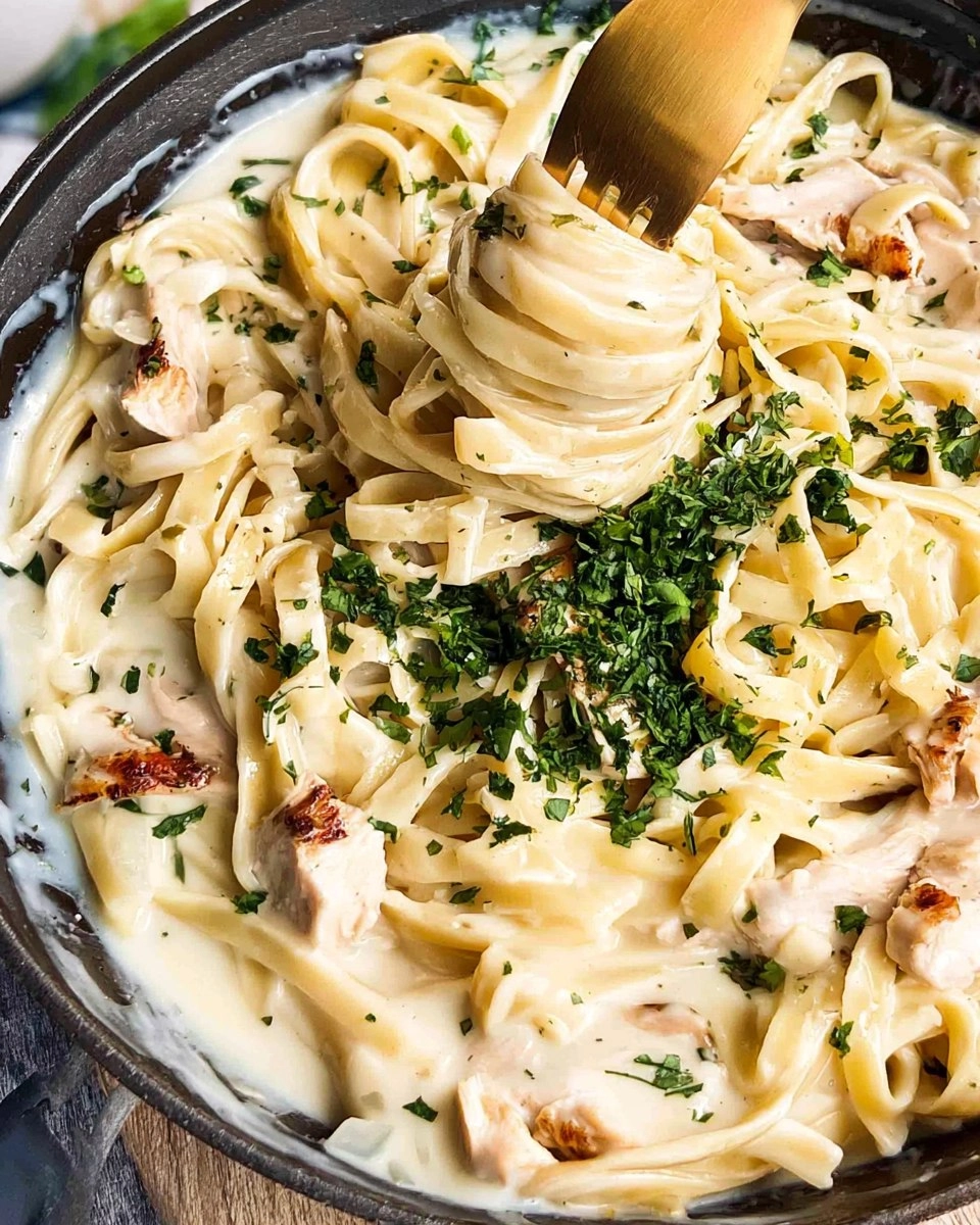 Creamy Chicken Alfredo | 30-Minute Restaurant-Style Pasta Dinner 94 Creamy Chicken Alfredo | 30-Minute Restaurant-Style Pasta Dinner